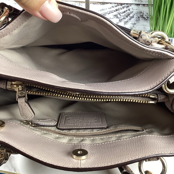 Coach Minetta toupe bag White exotic leather hand shoulder purse - Picture 9 of 13